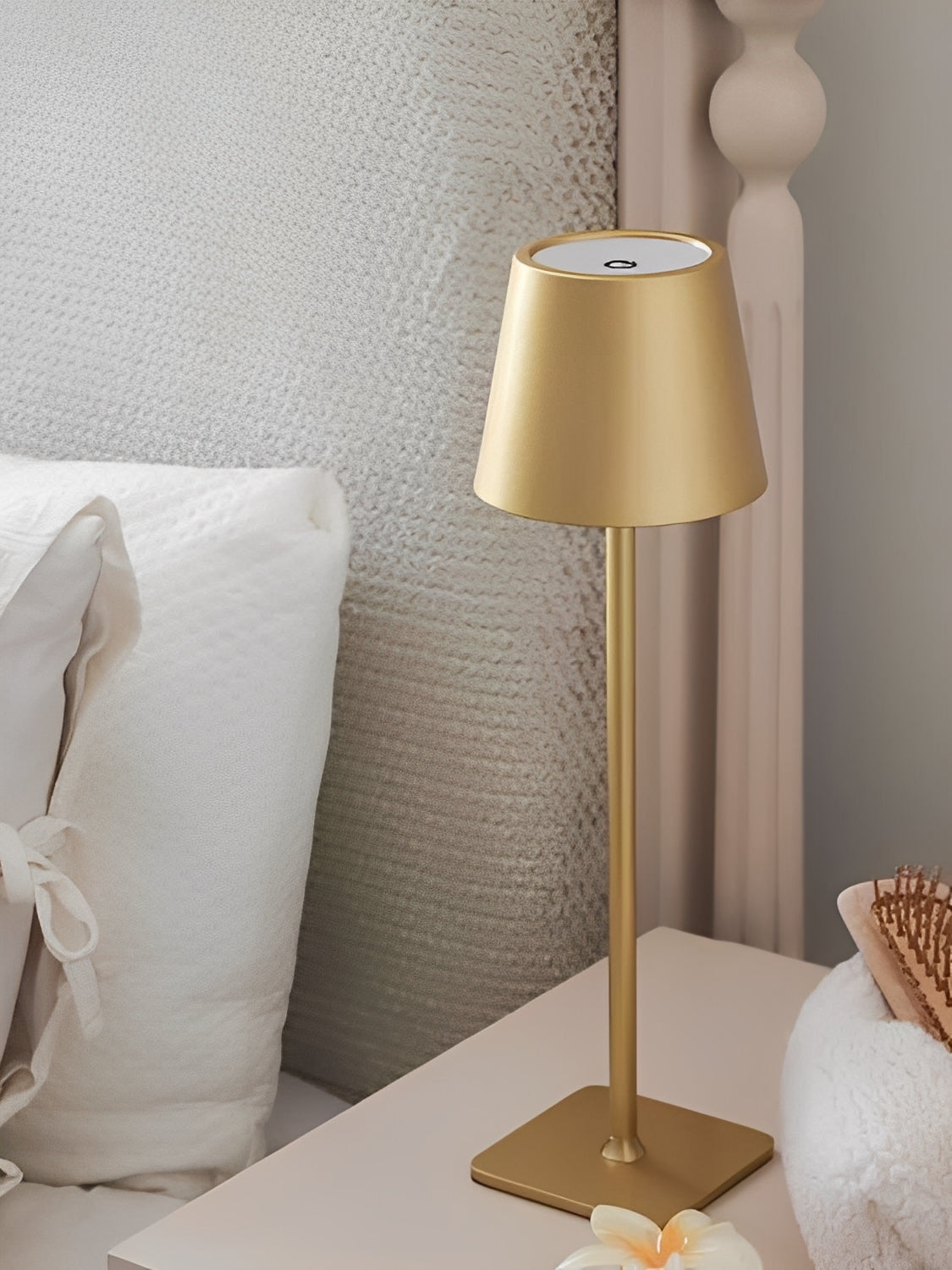 Luminária Abajur LED Recarregável Touch Dimerizável com 2 Alturas