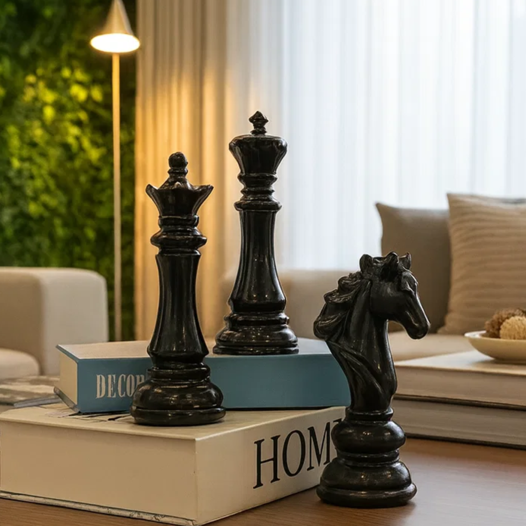 Estatuetas Decorativas 3 peças de Xadrez Rei Rainha e Cavalo