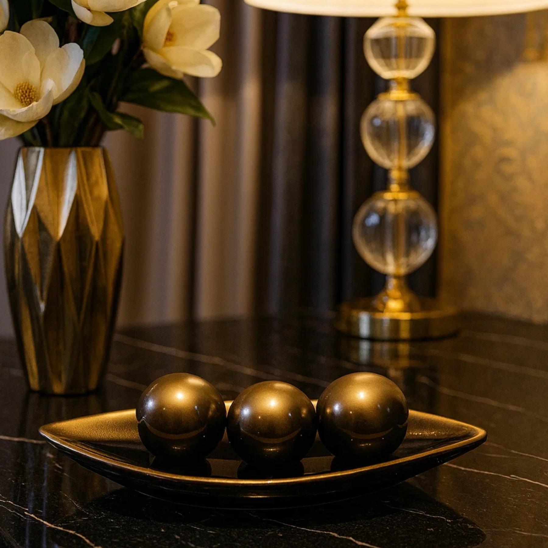Kit 3 Esferas Decorativas Centro de Mesa em Cerâmica Premium