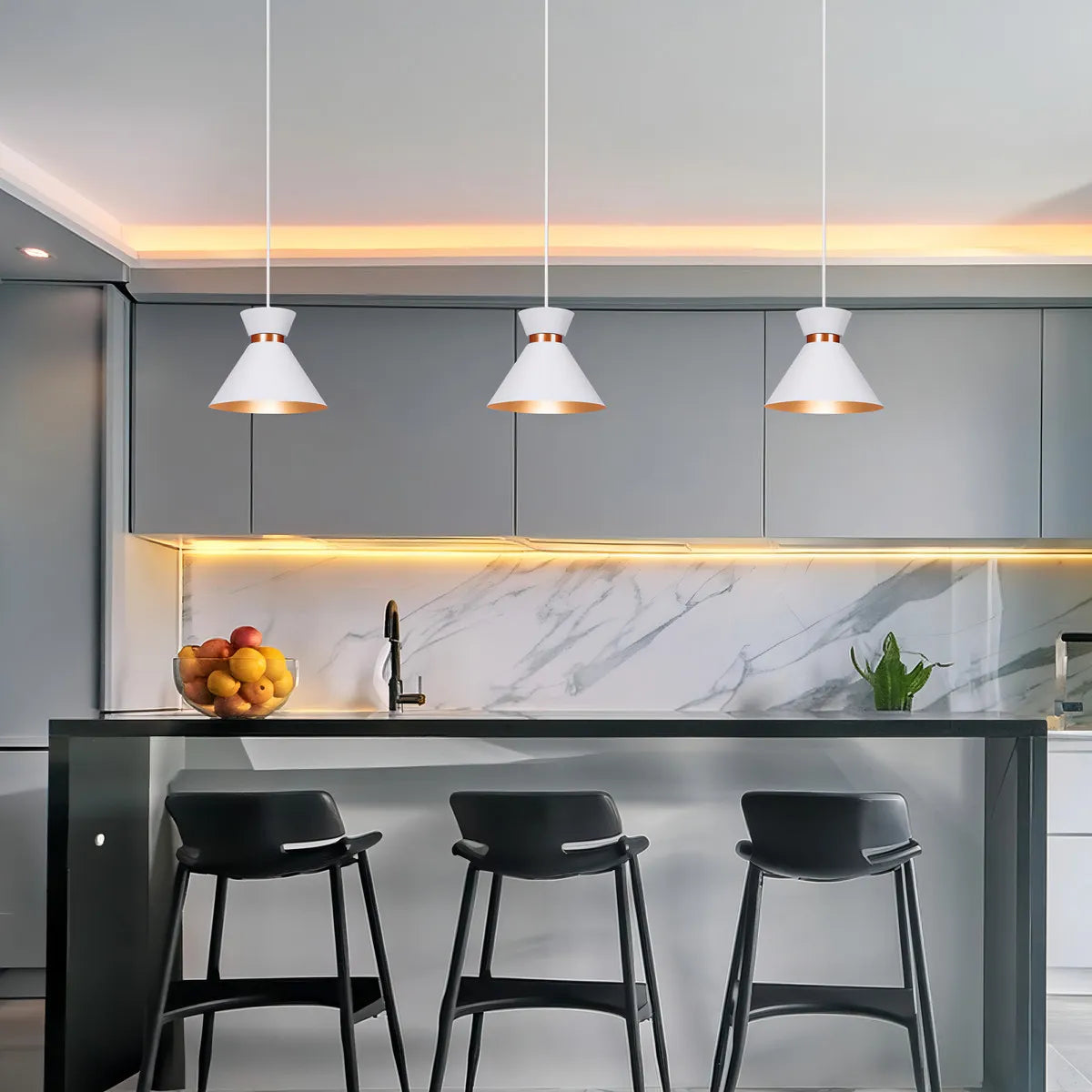 Kit 3 Pendentes Decorativos Sofisticados Branco com Cobre