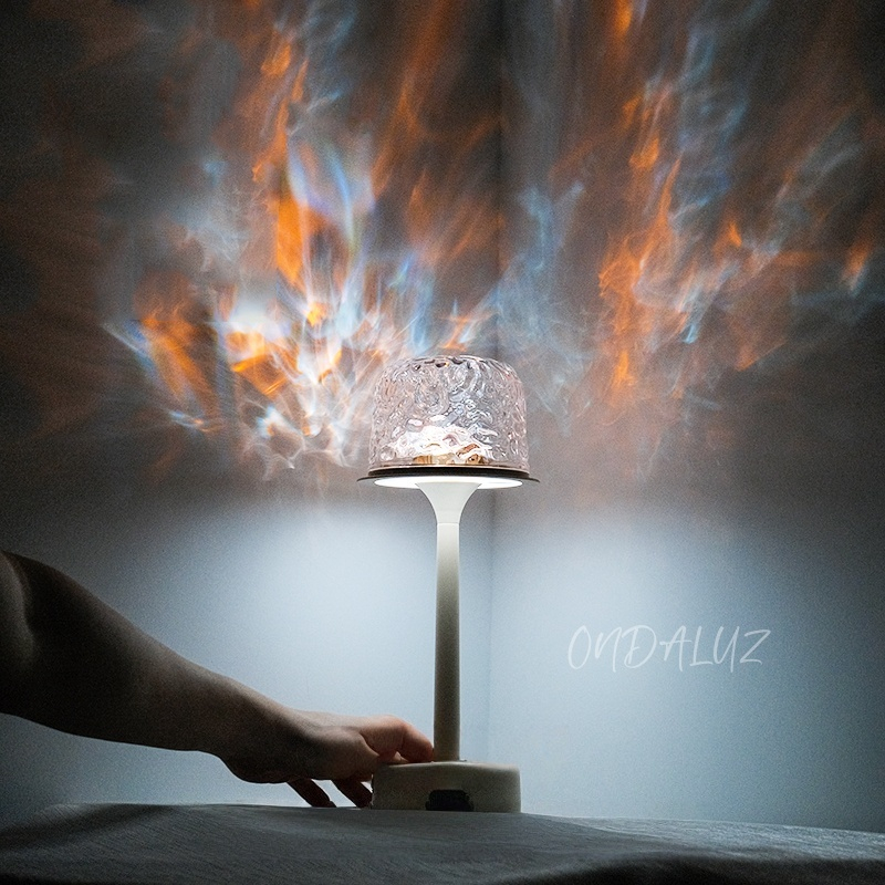 Luminária de mesa noturna com ondulação de água acrílica de dupla função, projeção, lâmpada de cristal com ondas giratór