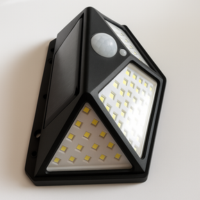 Luminária Solar  Externa 100 LEDs com Sensor de Movimento IP65