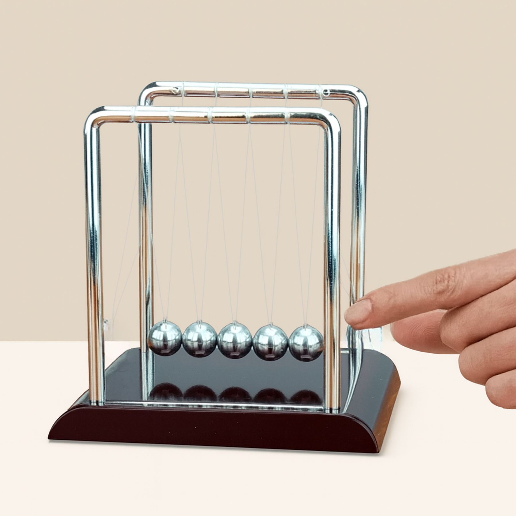 Pêndulo de Newton Decorativo para Mesa e Escritório