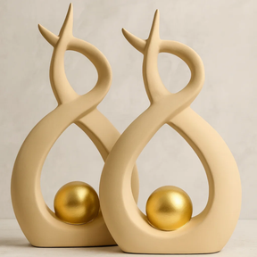 Dupla de Vasos Decorativos em Cerâmica com Esfera Dourada