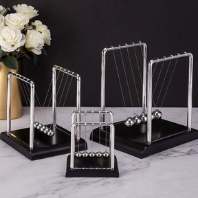 Pêndulo de Newton Decorativo para Mesa e Escritório