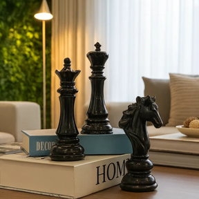 Estatuetas Decorativas 3 peças de Xadrez Rei Rainha e Cavalo