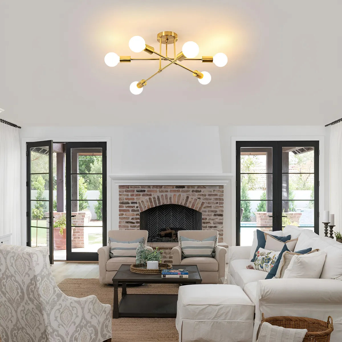 Lustre Moderno Nórdico com Acabamento em Ouro Antigo Sofisticado