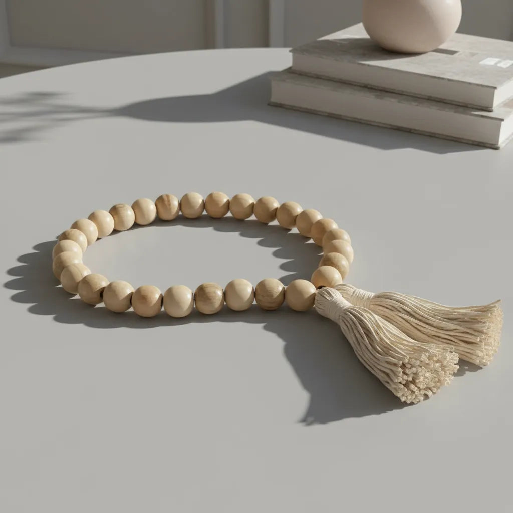 Colar Decorativo Rústico para Mesa em Contas de Madeira Crua
