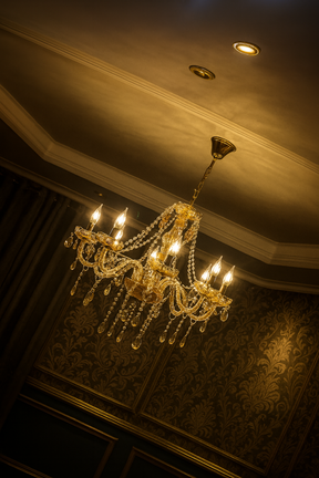 Lustre de Cristal Clássico Candelabro Âmbar com 8 Braços