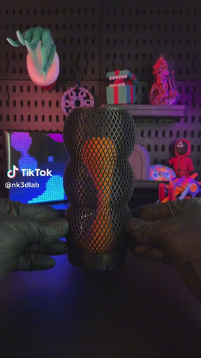 Luminária LED Multicores com Efeito Lava e Impressão 3D Geométrica