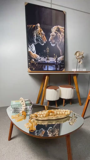 Bandeja Decorativa em Resina com Formato de Folha Alongada