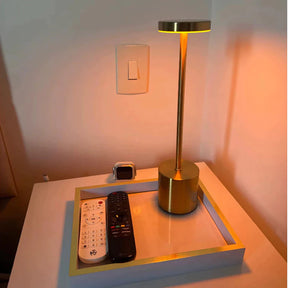 Luminária LED Touch Recarregável Sem Fio em Alumínio Fosco